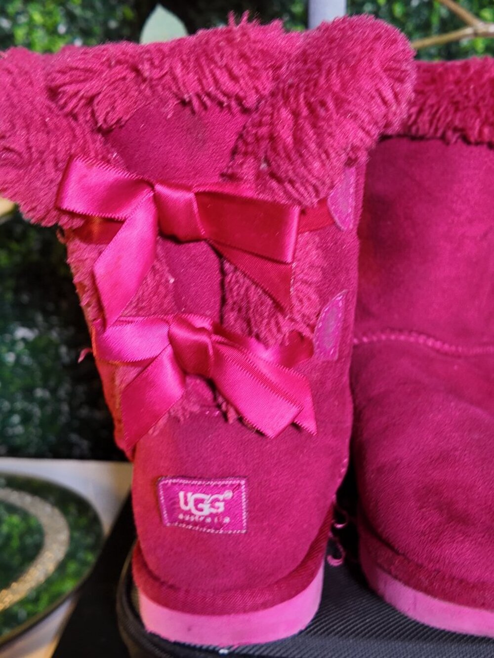 UGG Australia Girls Pink Bailey Bow Suede Shearling Boots Size 3